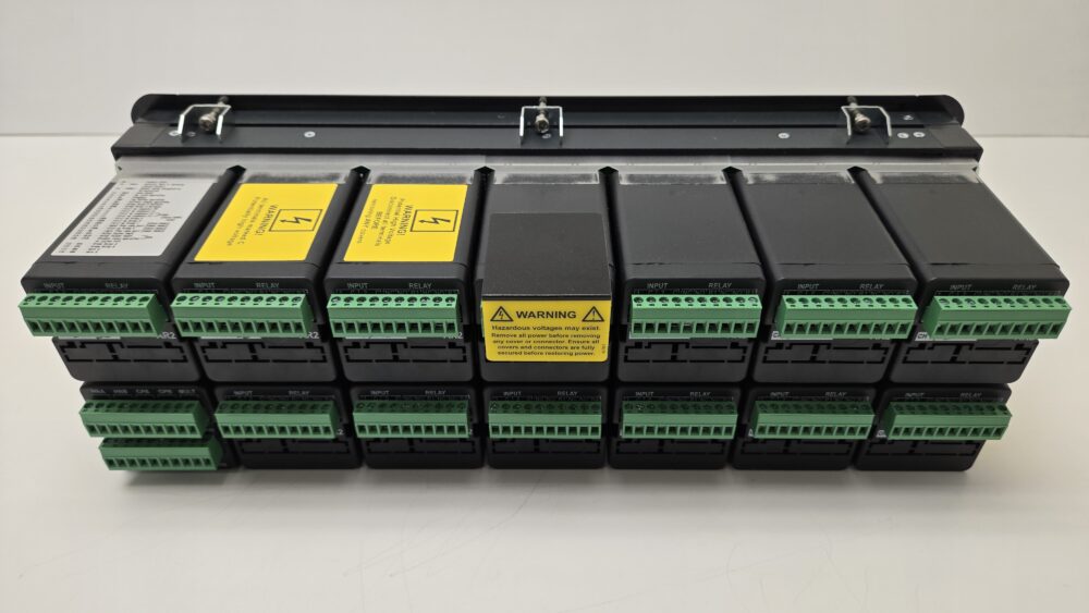 PE725 Alarm Annunciator with 26 Active Points, 125VDC Field Contacts, Relay Outputs, and Medium Windows - Image 2